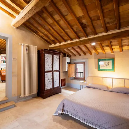 Apartment Casa Bardi *